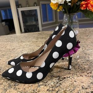 BETSEY JOHNSON POLKA DOT HEELS SIZE 9